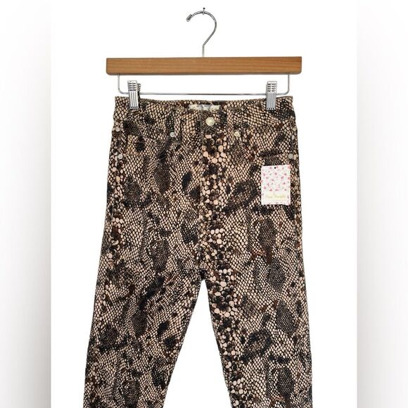 NWT FREE PEOPLE | High Rise Two Faced Snakeskin Print Cropped Skinny Jeans 27 - Picture 6 of 10